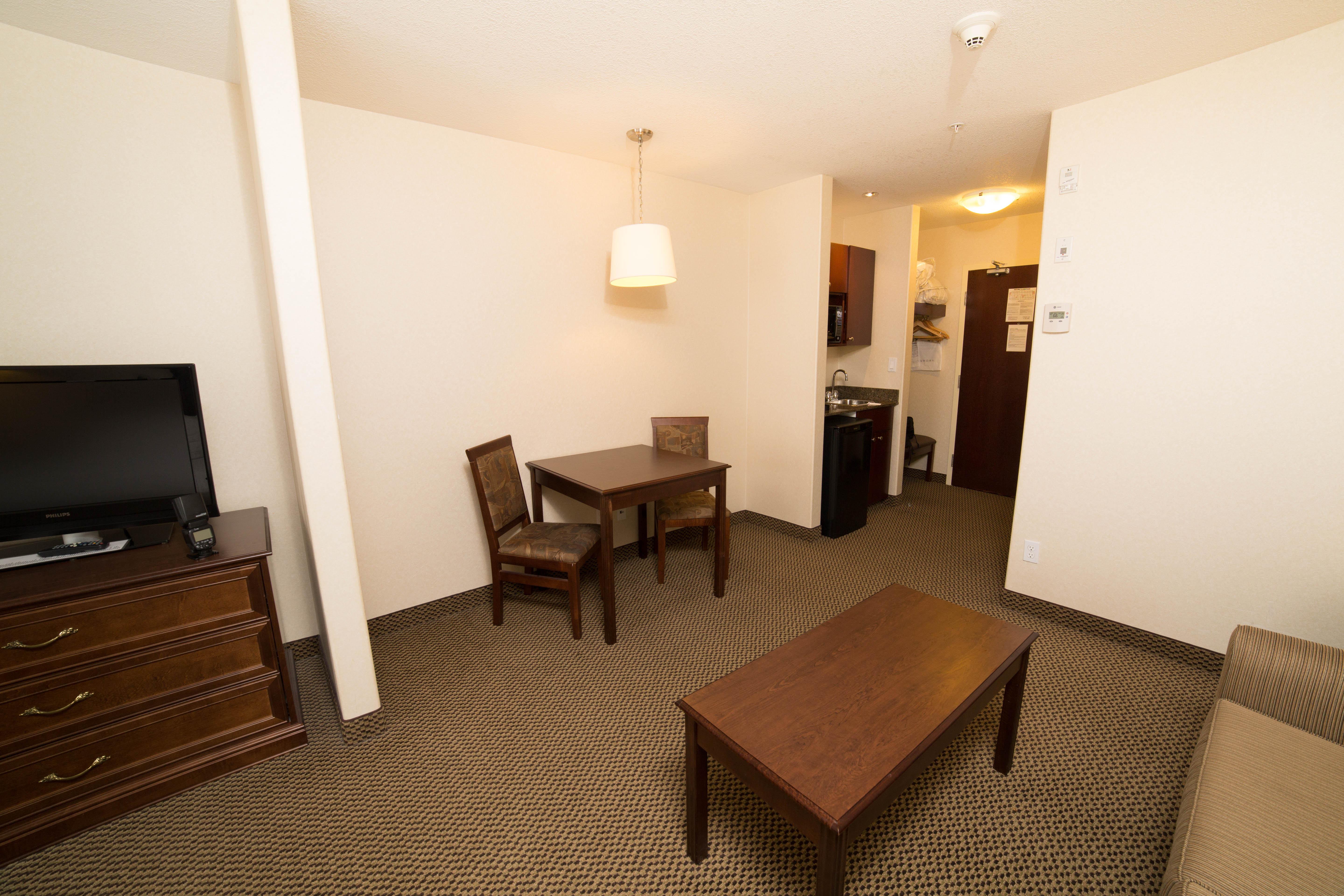 Holiday Inn Express Hotel & Suites - Slave Lake By Ihg Εξωτερικό φωτογραφία