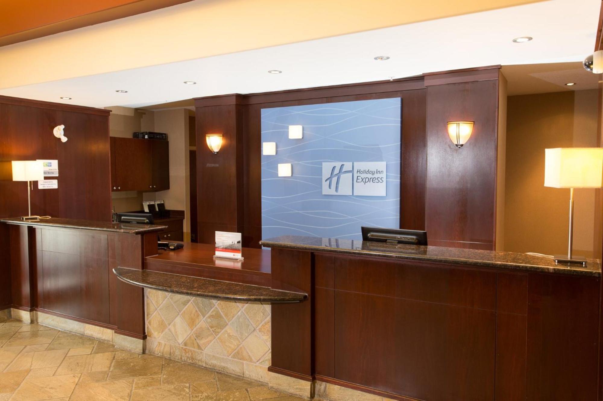 Holiday Inn Express Hotel & Suites - Slave Lake By Ihg Εξωτερικό φωτογραφία