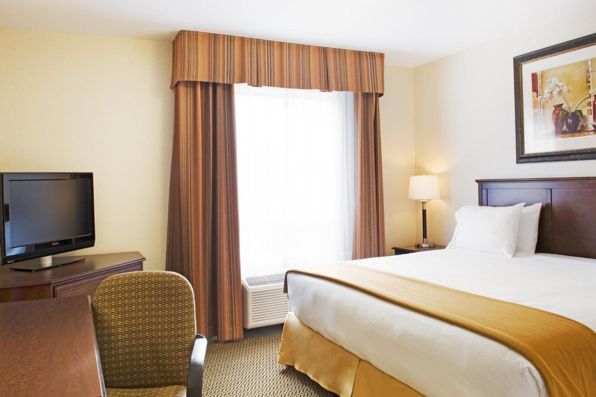 Holiday Inn Express Hotel & Suites - Slave Lake By Ihg Εξωτερικό φωτογραφία