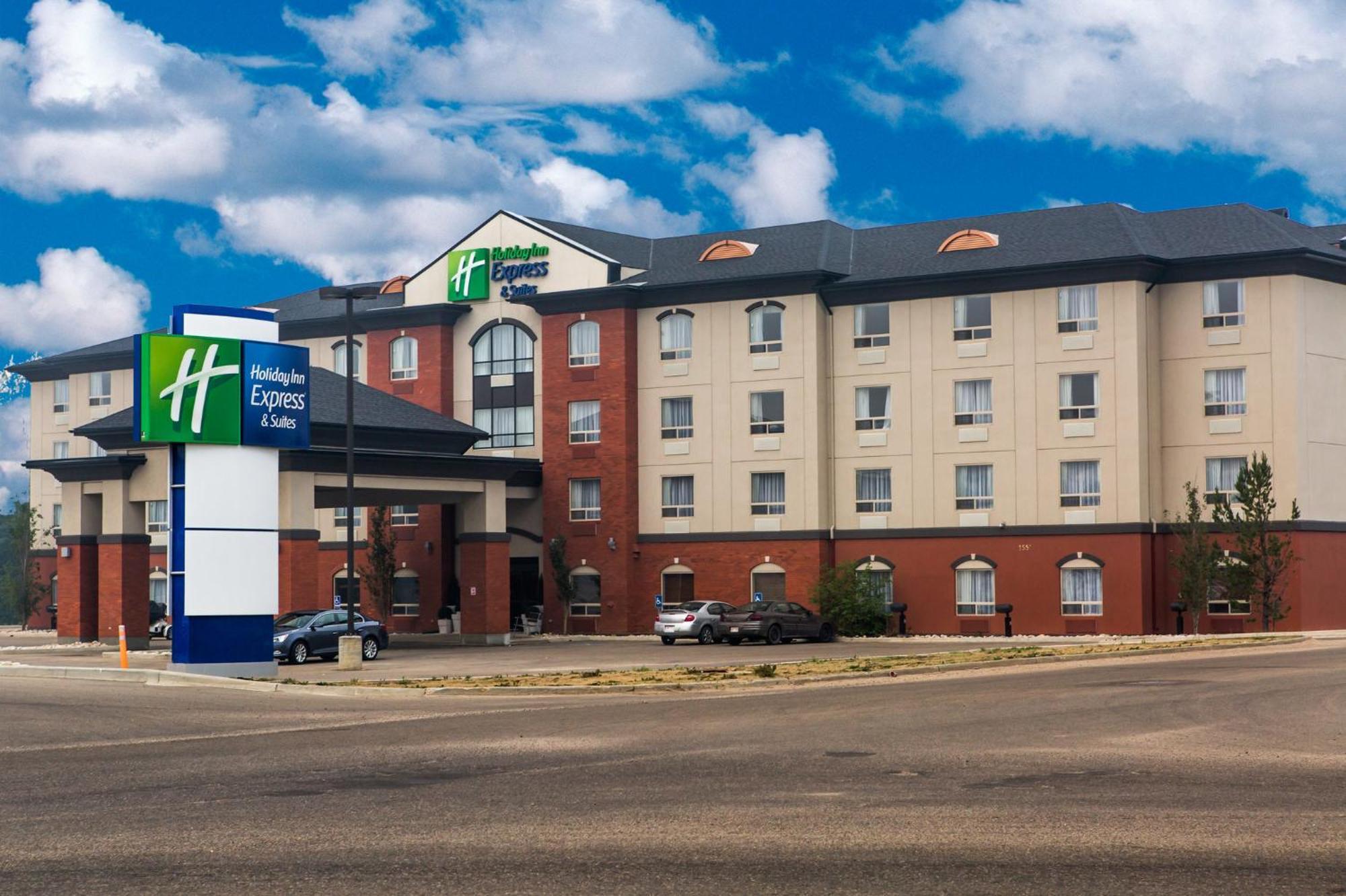 Holiday Inn Express Hotel & Suites - Slave Lake By Ihg Εξωτερικό φωτογραφία