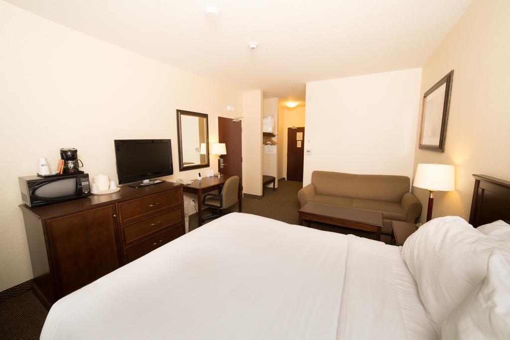 Holiday Inn Express Hotel & Suites - Slave Lake By Ihg Εξωτερικό φωτογραφία